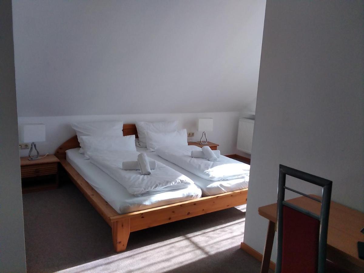 Gaestehaus Helbighof Neustadt an der Weinstrasse Bagian luar foto