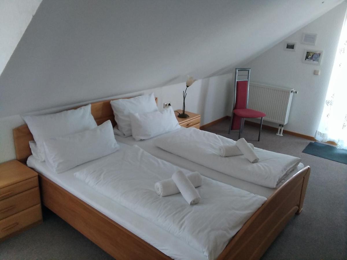 Gaestehaus Helbighof Neustadt an der Weinstrasse Bagian luar foto