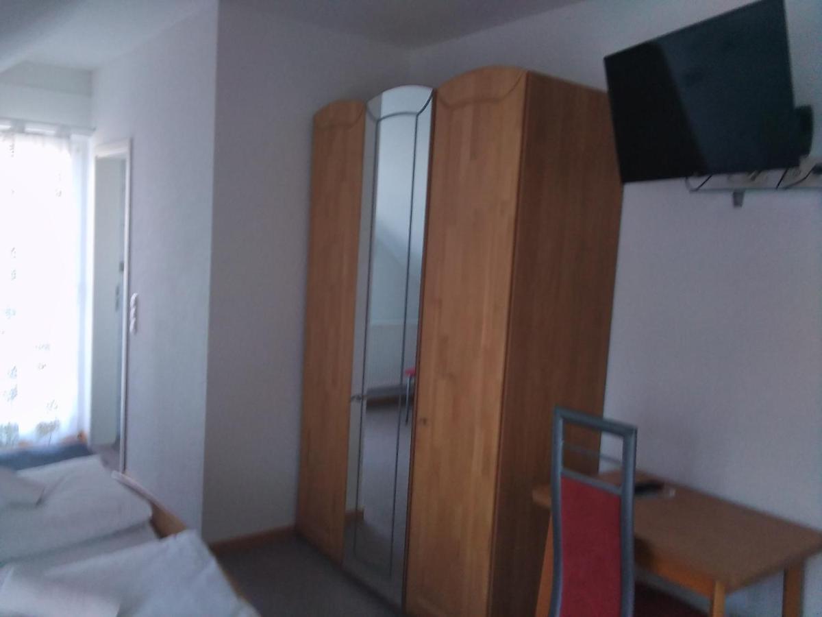 Gaestehaus Helbighof Neustadt an der Weinstrasse Bagian luar foto