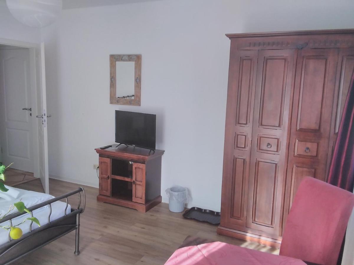 Gaestehaus Helbighof Neustadt an der Weinstrasse Bagian luar foto